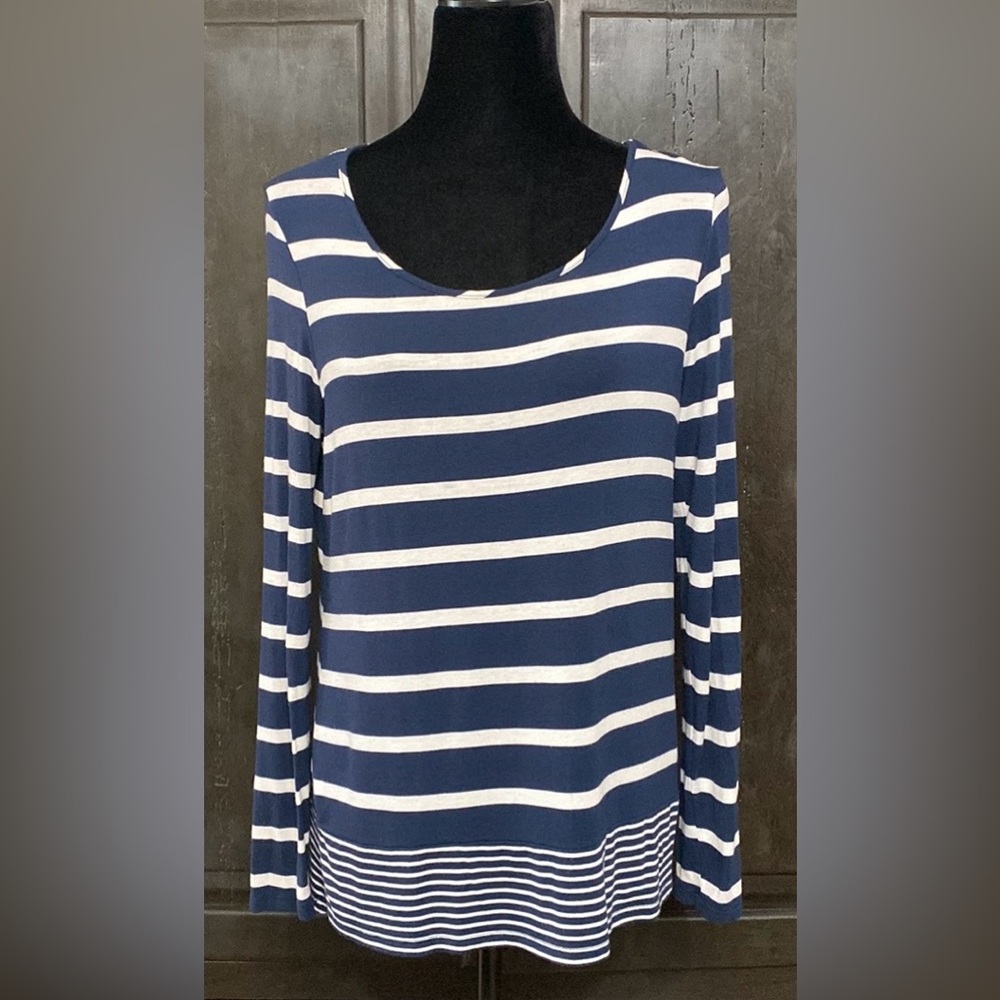Olive&Oak white blue longsleeves OS tunic - size Medium